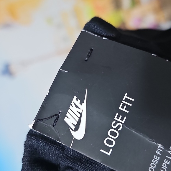 Nike Loose Fit Cropped Joggers Pants Size Small NWT - Picture 5 of 7